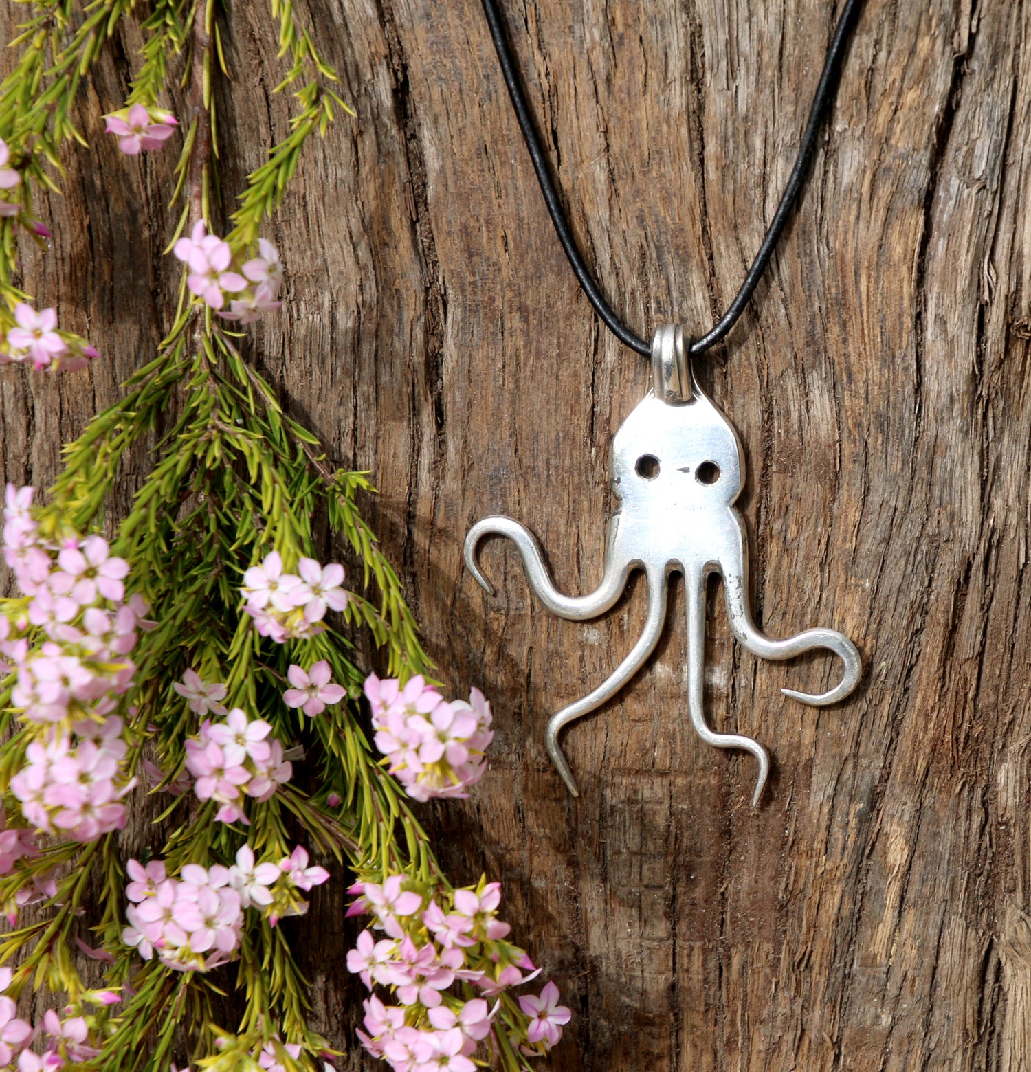 Pendants & Necklaces