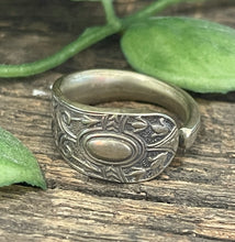 Load image into Gallery viewer, Pretty intricate upcycled repurposed silver plated ring made from vintage cutlery S Size K approx
