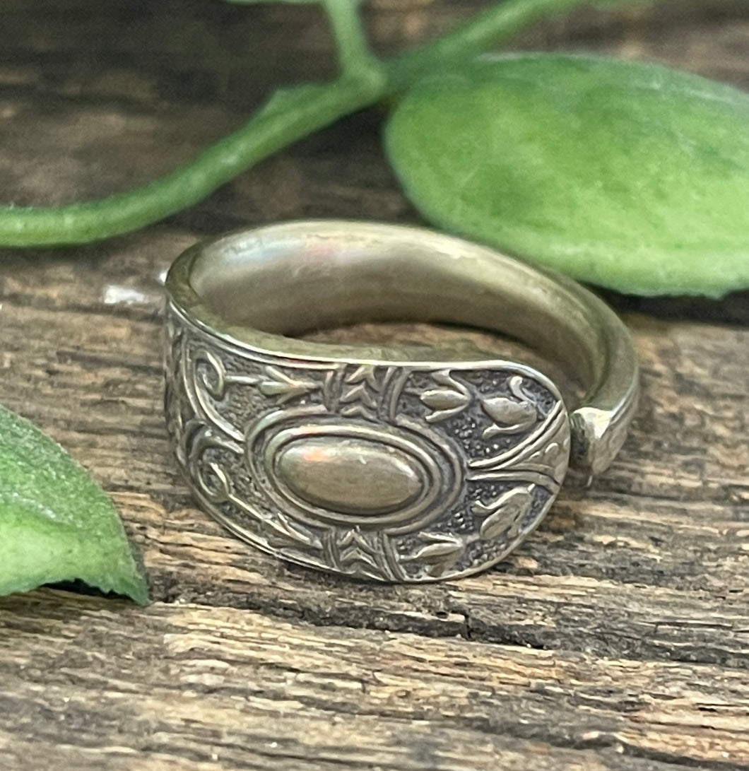 Pretty intricate upcycled repurposed silver plated ring made from vintage cutlery S Size K approx