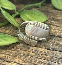 Load image into Gallery viewer, Eyecatching Celtic upcycled repurposed ring made from silver plated vintage fork L SIZE W-W 1/2
